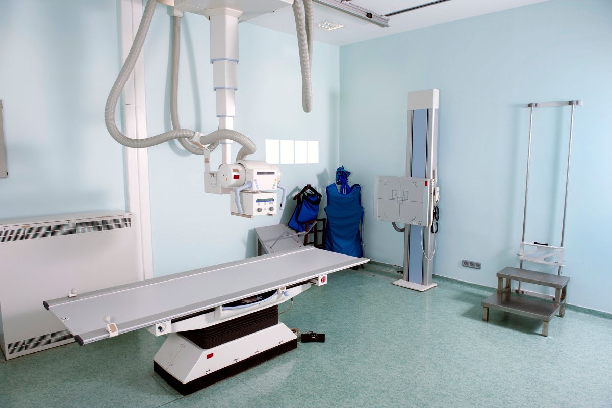 cac dieu can biet khi thu mua may chup x  quang